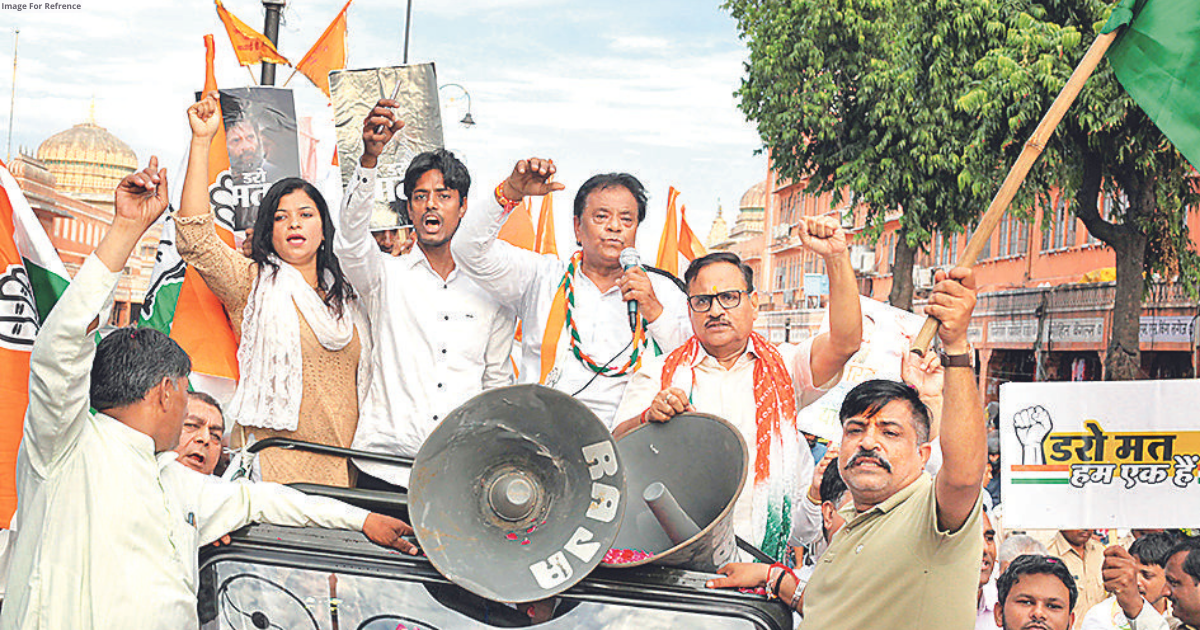 Randhawa and other Congress leaders take out rally in Jaipur